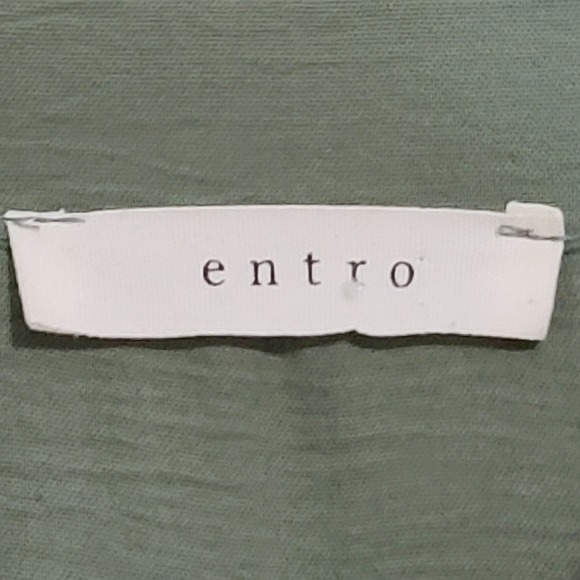 Entro Olive Gree V-Neck Short Sleeve Blouse - Picture 5 of 6